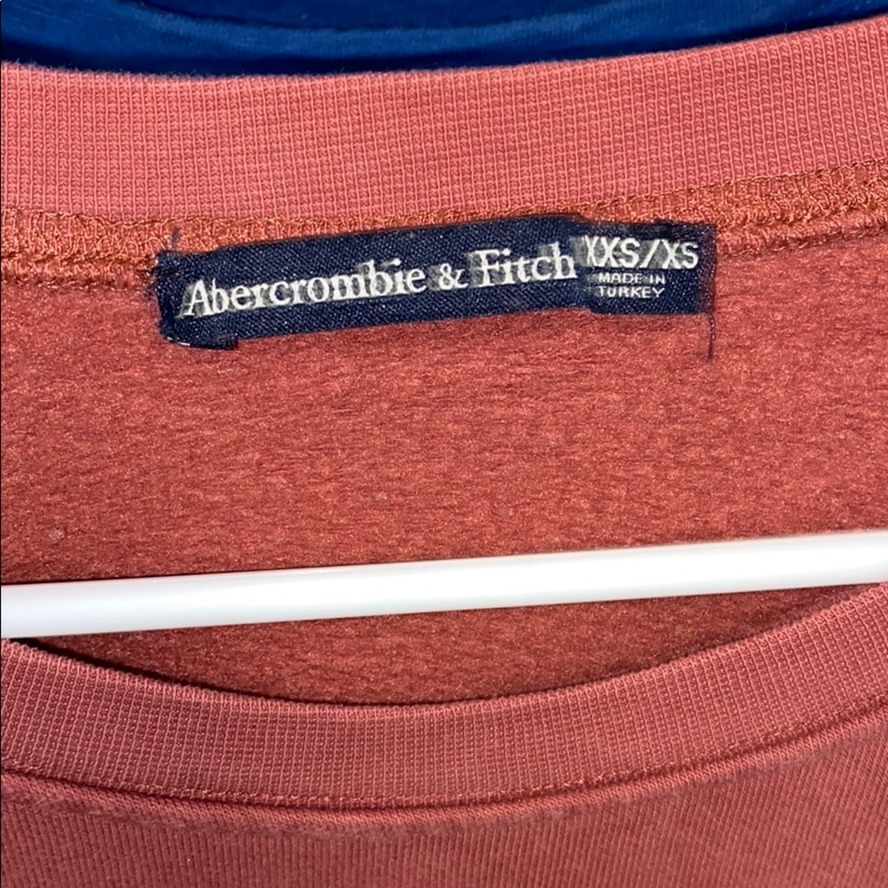 Women’s Abercrombie&Fitch Crewneck